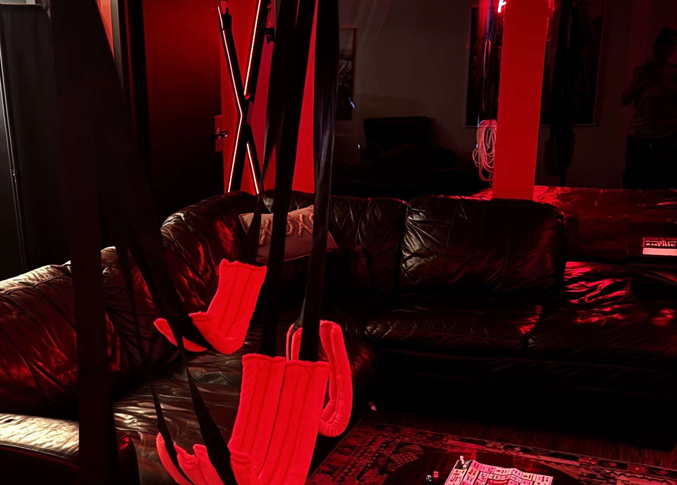 VIP LOUNGE
